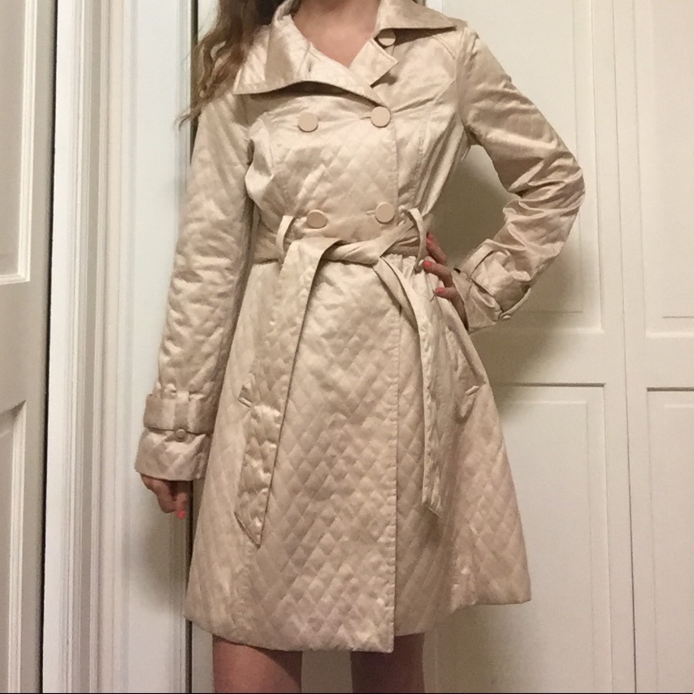 Blanc Noir Gold Coat